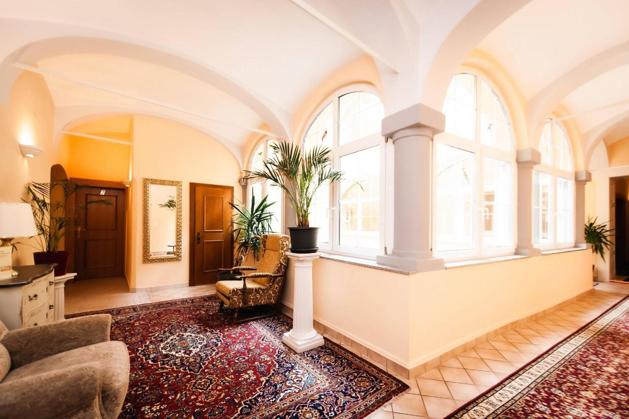 Pension Frenzl - Kaiser Von Oesterreich Hermagor-Pressegger See Exterior photo