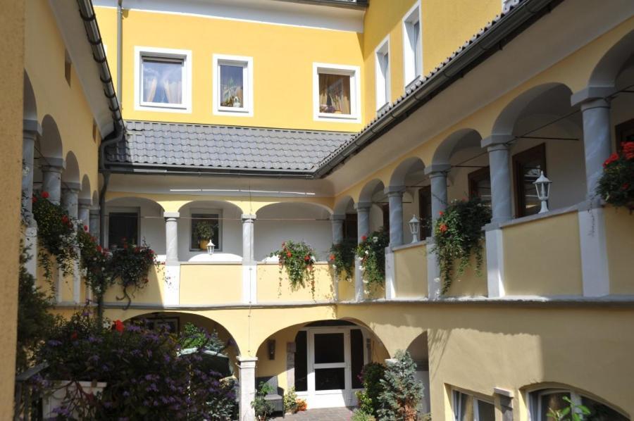 Pension Frenzl - Kaiser Von Oesterreich Hermagor-Pressegger See Exterior photo